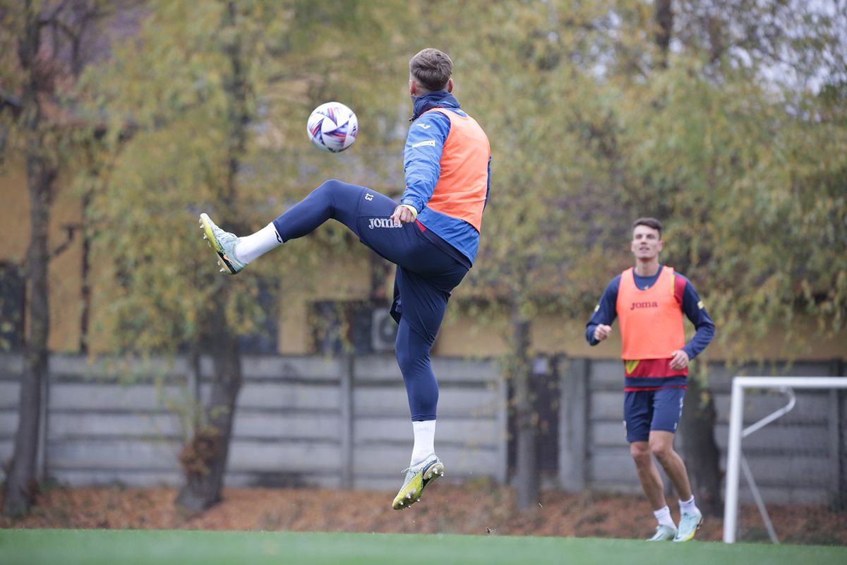 FRF TV a dezvăluit cum îi învață Edi Iordănescu pe „tricolori” să acopere spațiile