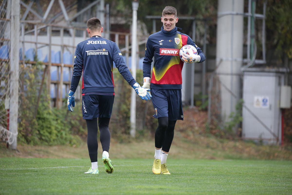 FRF TV a dezvăluit cum îi învață Edi Iordănescu pe „tricolori” să acopere spațiile