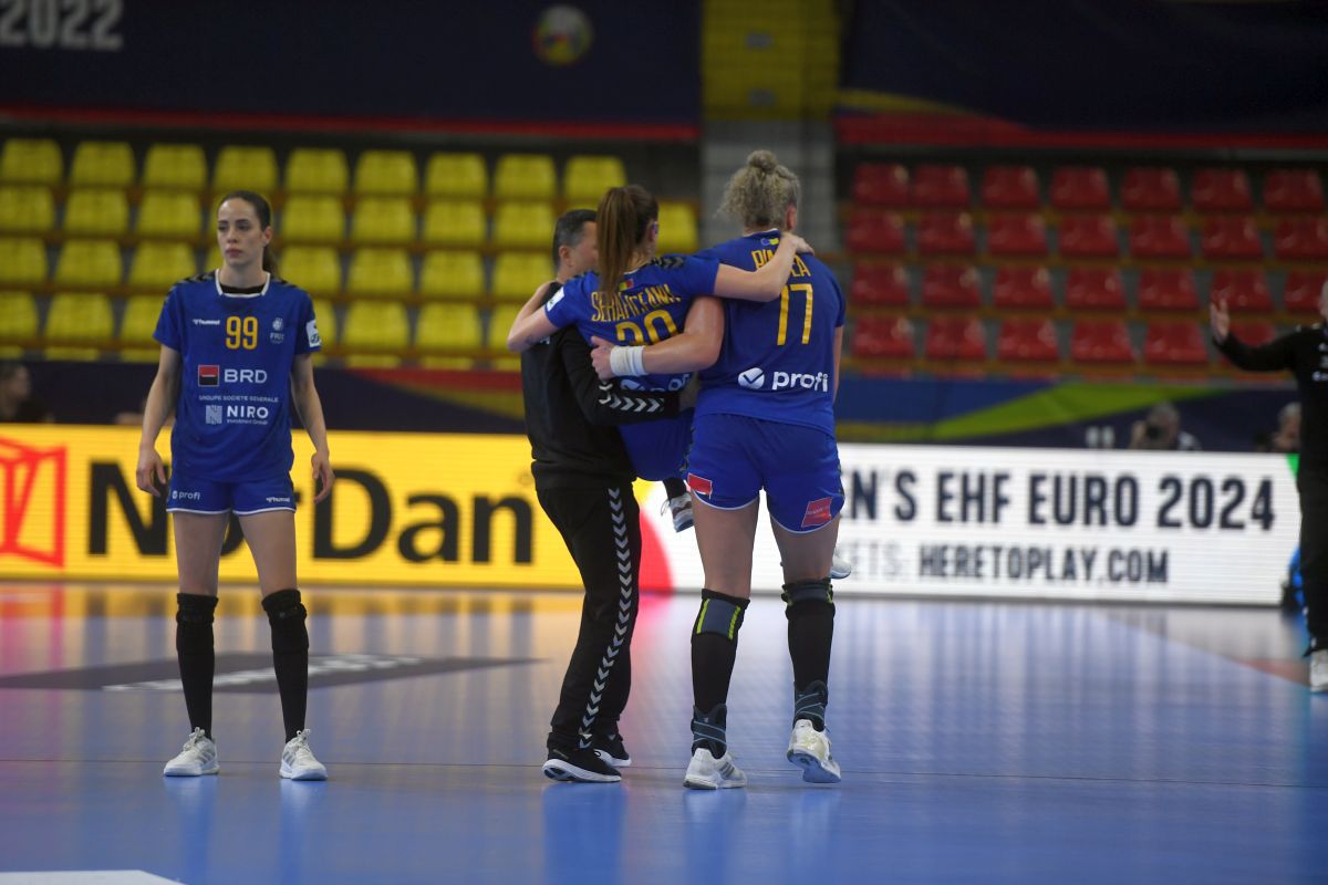 Cristina Neagu, un car de nervi: „Înseamnă că nu ești român!” » Le face praf pe arbitre: „Fetele astea nu cred că știu ce s-a întâmplat azi”