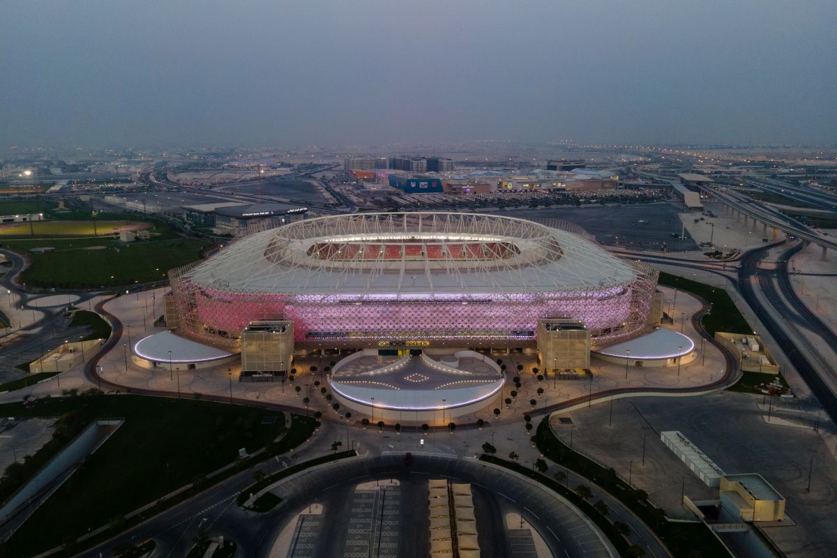 Când începe Campionatul Mondial din Qatar, cine transmite CM 2022 la TV și alte întrebări esențiale despre turneul final
