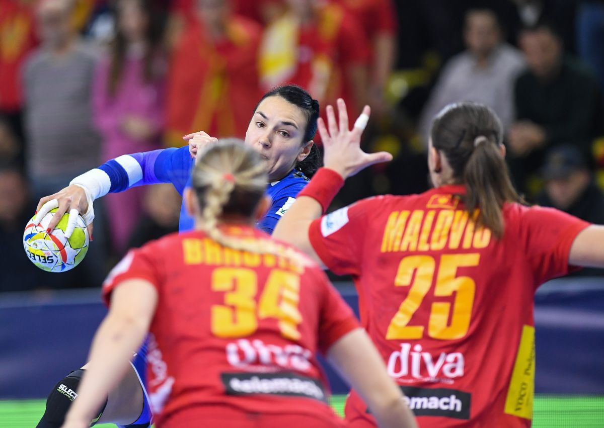 Poza 15 FOTO Rom nia Muntenegru Handbal 15 11 2022 selectia-education-romania
