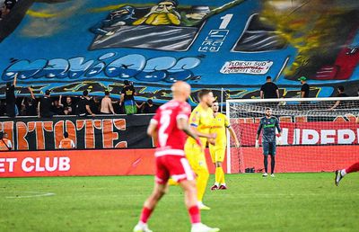 Situație explozivă în Superligă » Fotbaliștii au boicotat antrenamentul de astăzi! Au venit la stadion, dar au refuzat să se antreneze