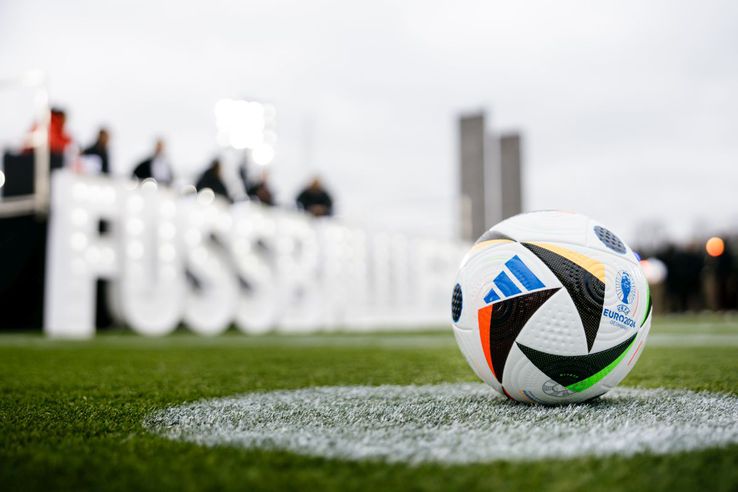 Mingea oficială a Euro 2024 (foto: Guliver/Getty Images)