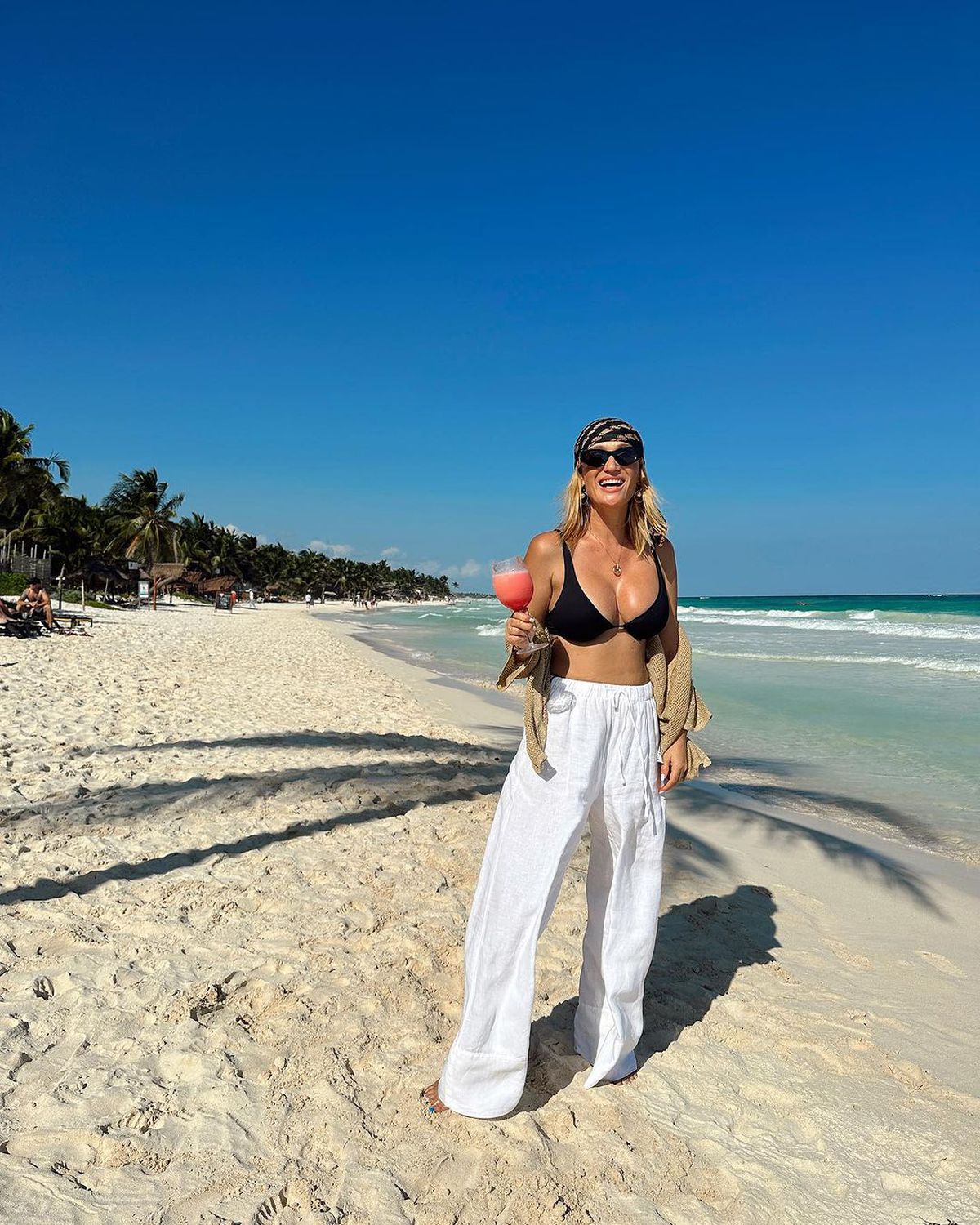 Revenită de la Asia Express, printre ședințe foto incendiare, Carmen Negoiță a dezvăluit pasiunea ascunsă: „Ne întâlnim o dată pe săptămână!”