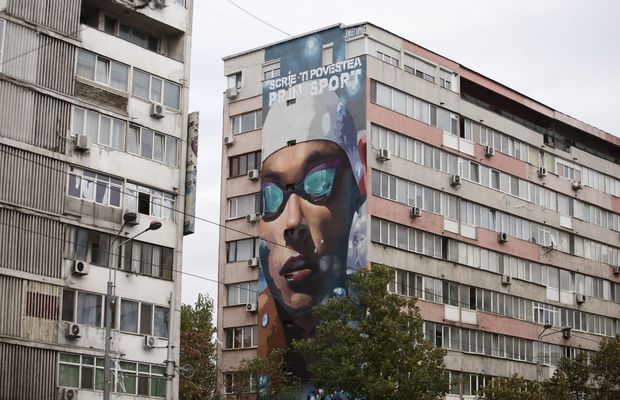 Când sportul se întâlnește cu arta stradală, iar David Popovici este personaj principal