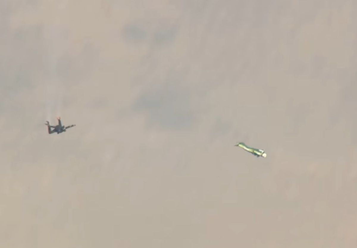 Povestea săriturii pe care Red Bull a considerat-o prea șocantă ca să o sponsorizeze: a sărit fără parașută de la 7.620 metri!