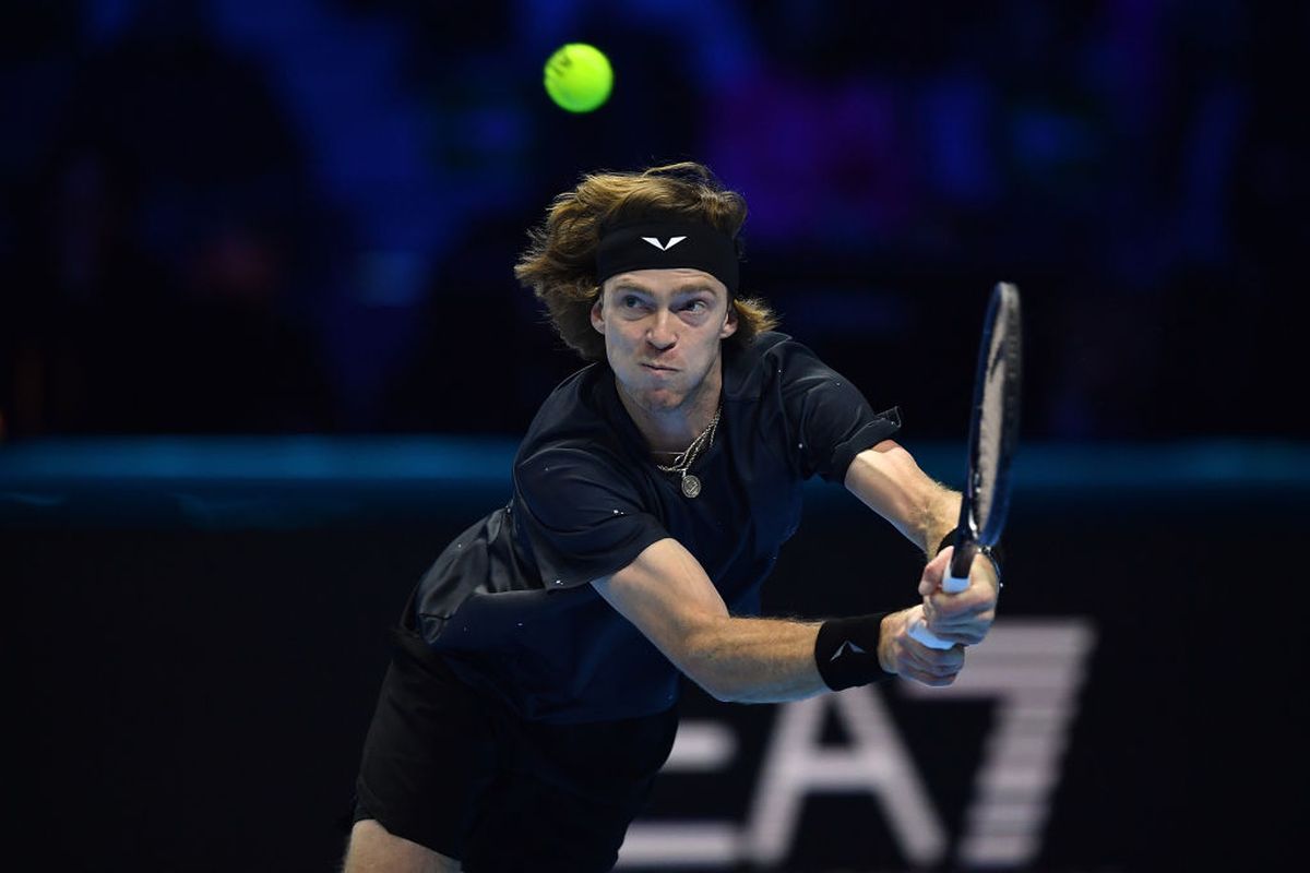 Cele mai spectaculoase imagini din duelul Alcaraz - Rublev, Turneul Campionilor 2023