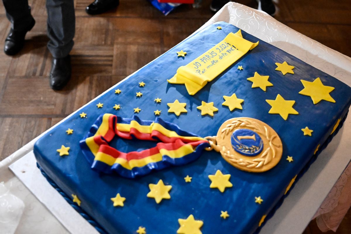 Canotajul și-a onorat premianții din 2023 » Cinci titluri europene, două mondiale, 11 bărci calificate la JO 2024 răsplătite înainte de plecarea în cantonamentul de iarnă
