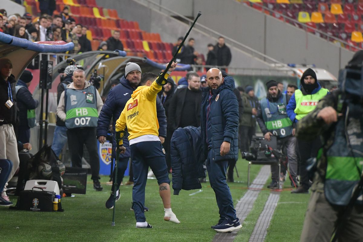 Ce au putut să afișeze suporterii kosovari în timpul meciului cu Lituania, după incidentele de pe Arena Națională: „Ce ne rămâne când onoarea este pierdută?”