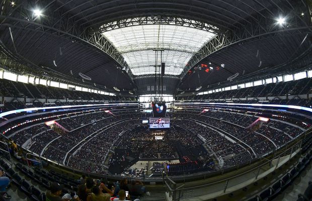 Așa arată arena de 1,85 miliarde $ în care se vor bate Mike Tyson și Jake Paul » Imagini colosale