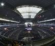 Mike Tyson (58 de ani) și Jake Paul (27 de ani) vor lupta la noapte, liveTEXT pe GSP.ro, în AT&T Stadium din Arlington, Texas, o „bijuterie” care a costat 1,85 miliarde de dolari / FOTO: Imago