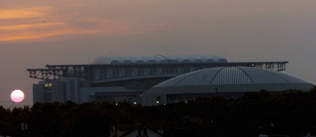 Stadionul Astrodome din Houston, „a opta minune a lumii”