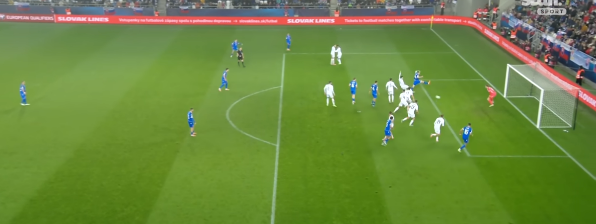 Deciziile lui Istvan Kovacs l-au „înnebunit” pe selecționer, după duelul de aseară din preliminarii: „E o glumă!”