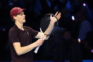 Jannik Sinner, pentru a treia oară la rând în ultimul act la ATP Finals » L-a învins pe de Minaur în al 13-lea meci consecutiv!