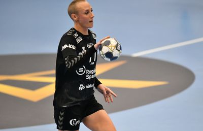 Legendara Camilla Herrem a marcat 8 goluri contra lui CSM București, apoi a spus de ce iubește să revină în România: „Mereu mi-a plăcut”