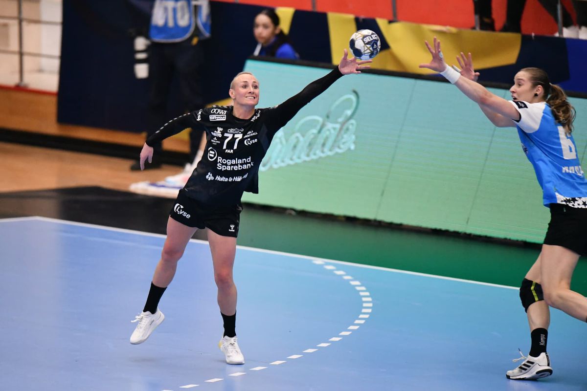 Legendara Camilla Herrem a marcat 8 goluri contra lui CSM București, apoi a spus de ce iubește să revină în România: „Mereu mi-a plăcut”