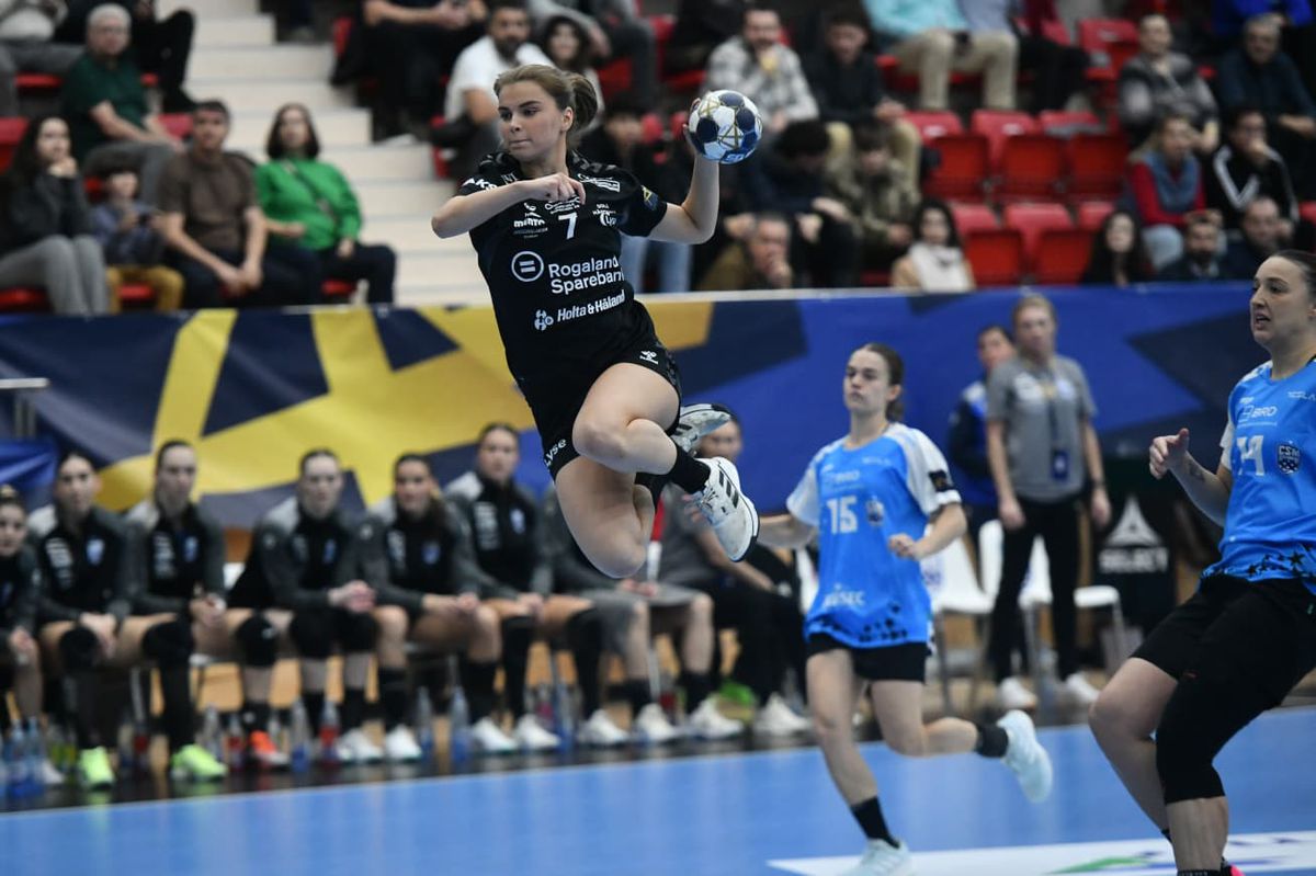 CSM București a condus-o și cu 10 goluri pe Sola, dar a redus turația în ultimele minute » Succes fără emoții în Liga Campionilor