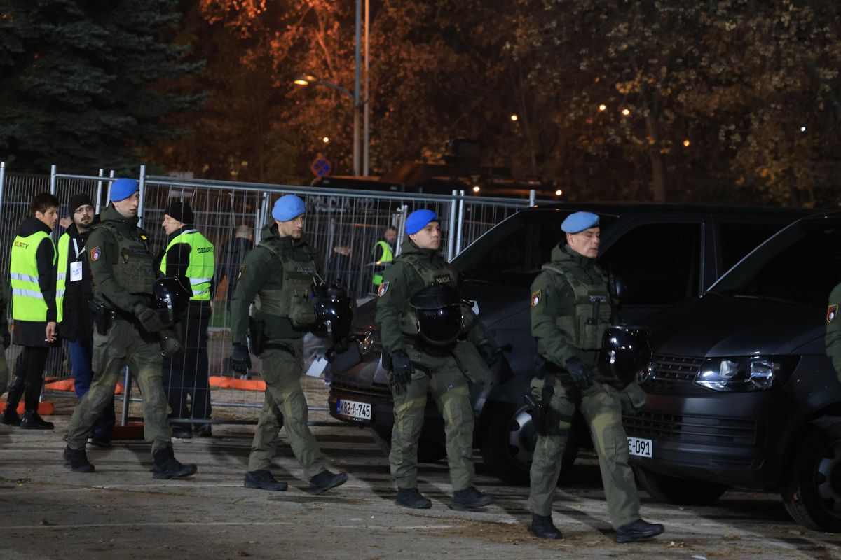 Armata și poliția, la stadion pentru Bosnia - România