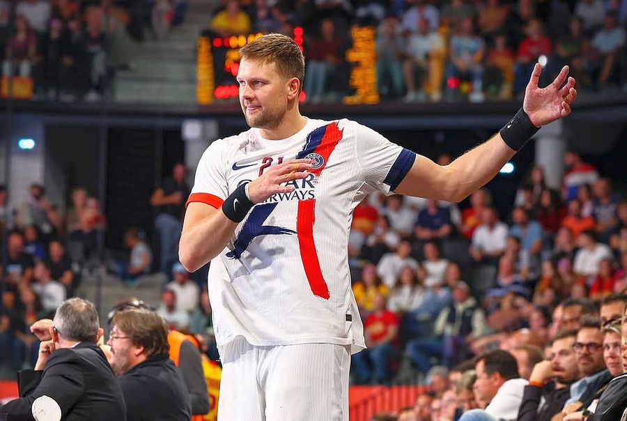 PSG a transferat de la Dinamo!