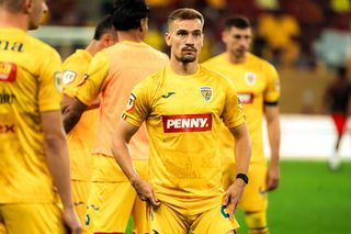 A procedat corect Lucescu? În plină revenire de formă și propus de Mutu în primul „11”, Darius Olaru e iar cantitate neglijabilă la națională!