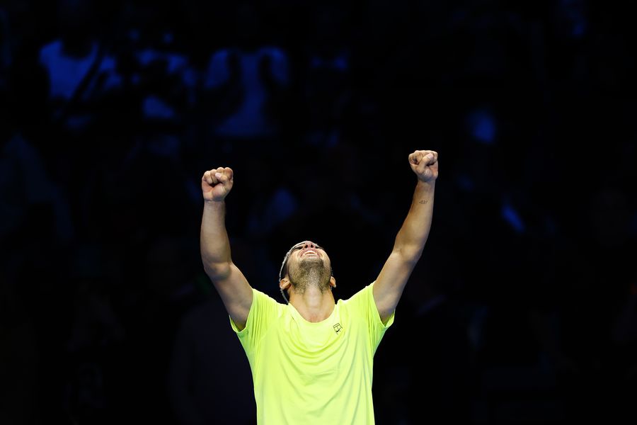 Carlos Alcaraz după o victorie la Torino FOTO Guliver/GettyImages Carlos Alcaraz, interviu spectaculos în El Pais: „Talentul ajută, dar munca este cea care contează mai mult”