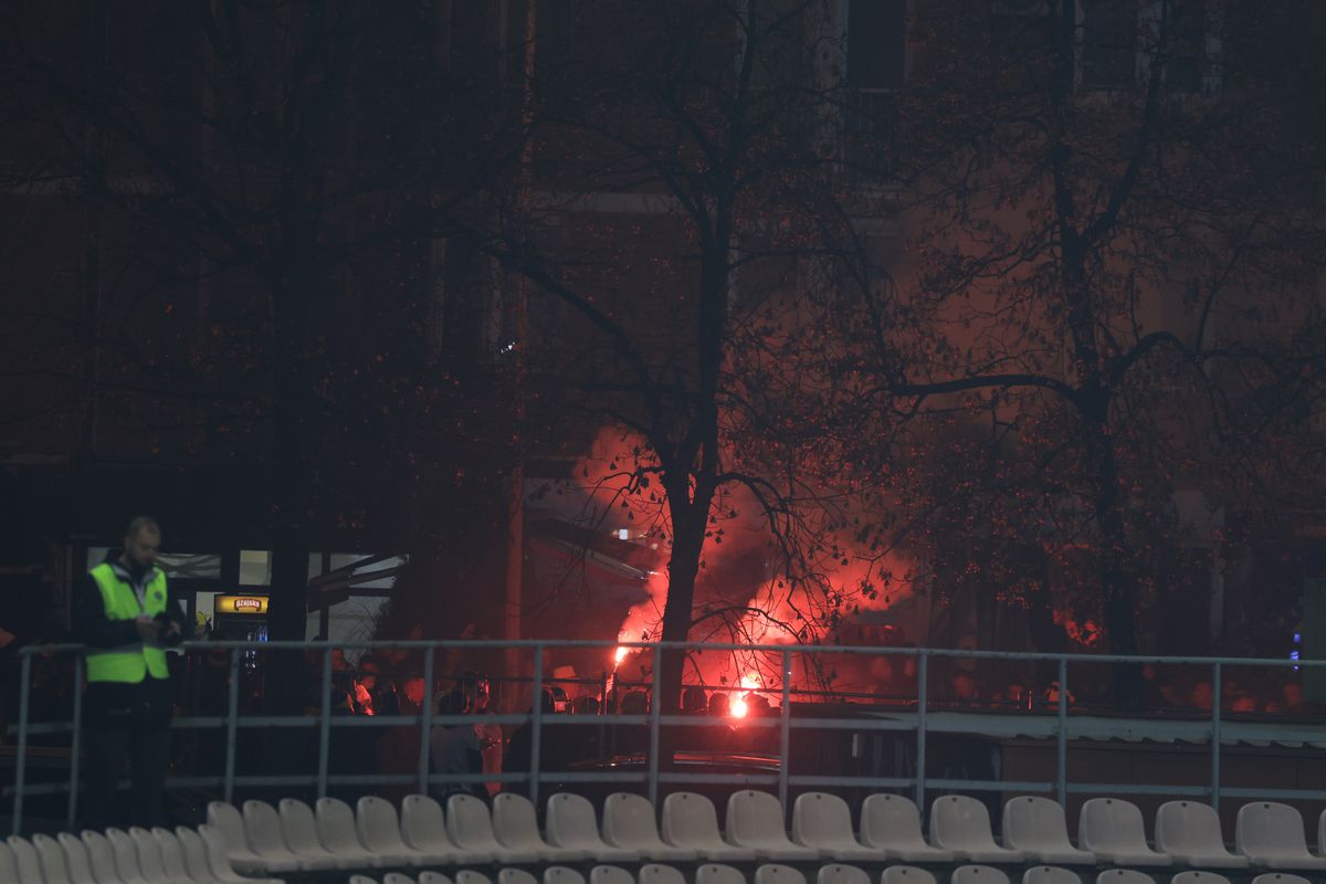 Bosnia - România 3-1 » Tragedia fotbalistică de la Zenica » România are o repriză de coșmar, pierde cu Bosnia și ajunge 100% în ULTIMA urnă la barajul pentru CM! Ce va face Lucescu?