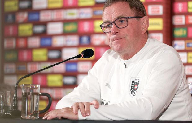 Selecționerul Austriei i-a răspuns ironic lui Mircea Lucescu: „Mă interesează la fel de mult ca atunci când se răstoarnă un sac de orez la Beijing”