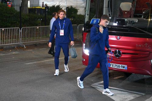 Illya Zabarnyi, în centrul imaginii. Foto: Imago Images