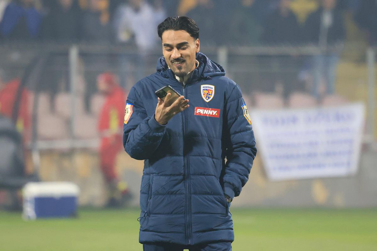 Inspecția gazonului înainte de Bosnia - România