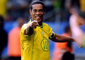 Continuă scandalul înaintea sosirii lui Ronaldinho în România: „Există riscul unui eșec major” » Drept la replică: explicațiile DM Global Way