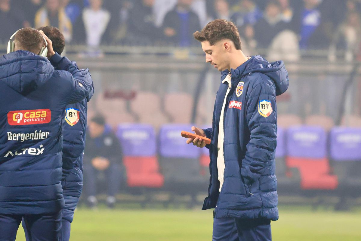 Inspecția gazonului înainte de Bosnia - România