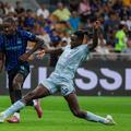 Francezul Oumar Solet (în duel cu Marcus Thuram) a fost urmărit și la meciul Inter - Udinese 1-2 / Foto: Imago