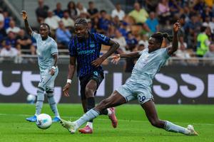 Primul jucător dorit de Cristi Chivu și-a dat acordul » Detaliile contractului și formula de transfer la Inter
