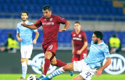 CULIO SE RETRAGE // VIDEO Dezvăluiri din interiorul clubului despre retragerea lui Emmanuel Culio: „Lasă-mă, nu mai pot să te văd plângând! » Ce i-a promis Dan Petrescu