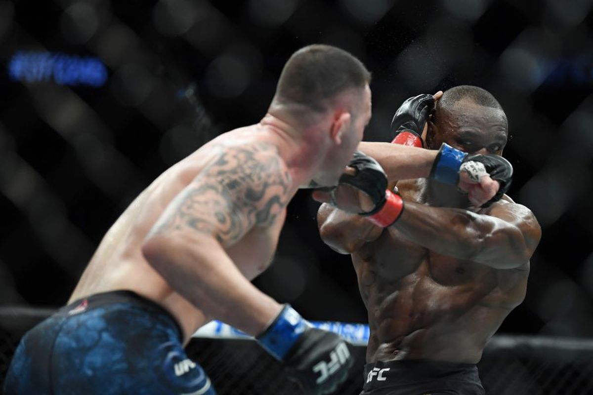 UFC 245 // VIDEO Kamaru Usman l-a SPULBERAT pe Colby Covington! Își păstrează centura după un TKO în runda a 5-a