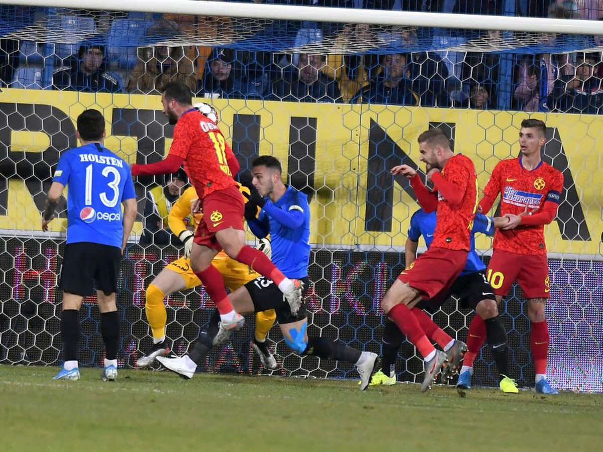 FC Viitorul - FCSB 0-2 // FOTO + VIDEO Deja-vu, nu derby! Cu un Florinel Coman sclipitor, FCSB s-a impus lejer pe terenul Viitorului și trece peste echipa lui Hagi în clasament