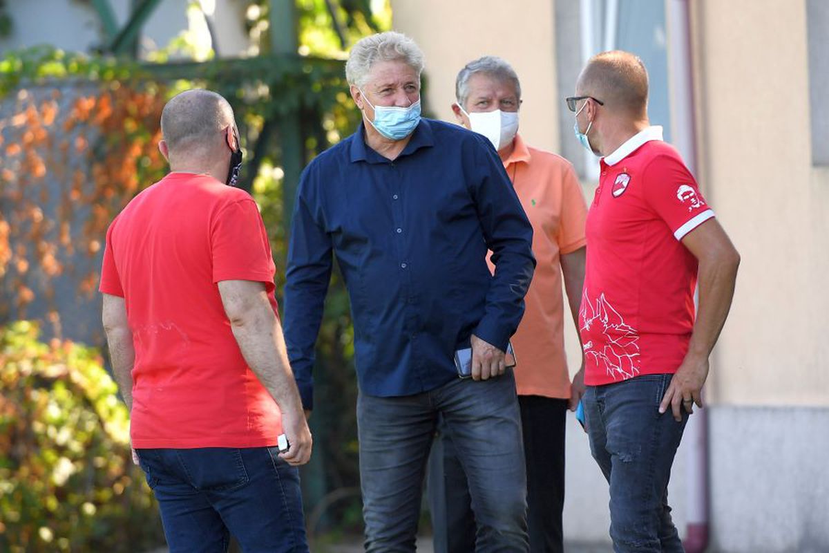 EXCLUSIV Își iau clubul înapoi » Ei sunt noii lideri de la Dinamo, după dispariția spaniolilor din conducere + cine e următorul pe lista neagră