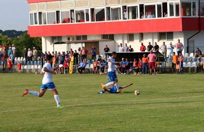 EXCLUSIV Caz șocant de rasism în fotbalul românesc: „Suporterii scuipau de nu puteam să stăm. Au strigat toate apelativele posibile, am plecat cu poliția”