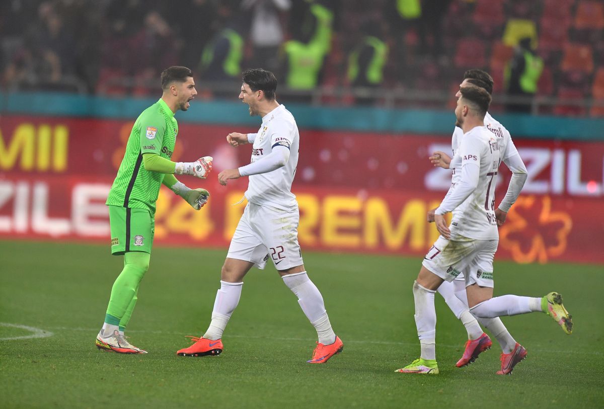 FCSB - RAPID 3-1. Mihai Iosif, întrebat de ce a fost eliminat la final: „M-am dus și i-am spus lui Kovacs exact așa”