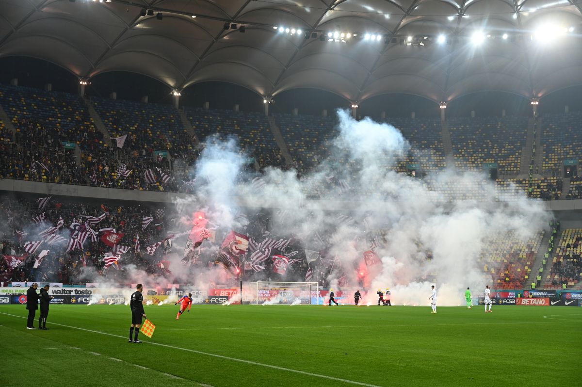 Gigi Becali nu s-a abținut! Tiradă în direct: „Nu-i vreau în play-off, s-ar da la o parte cu CFR Cluj!”