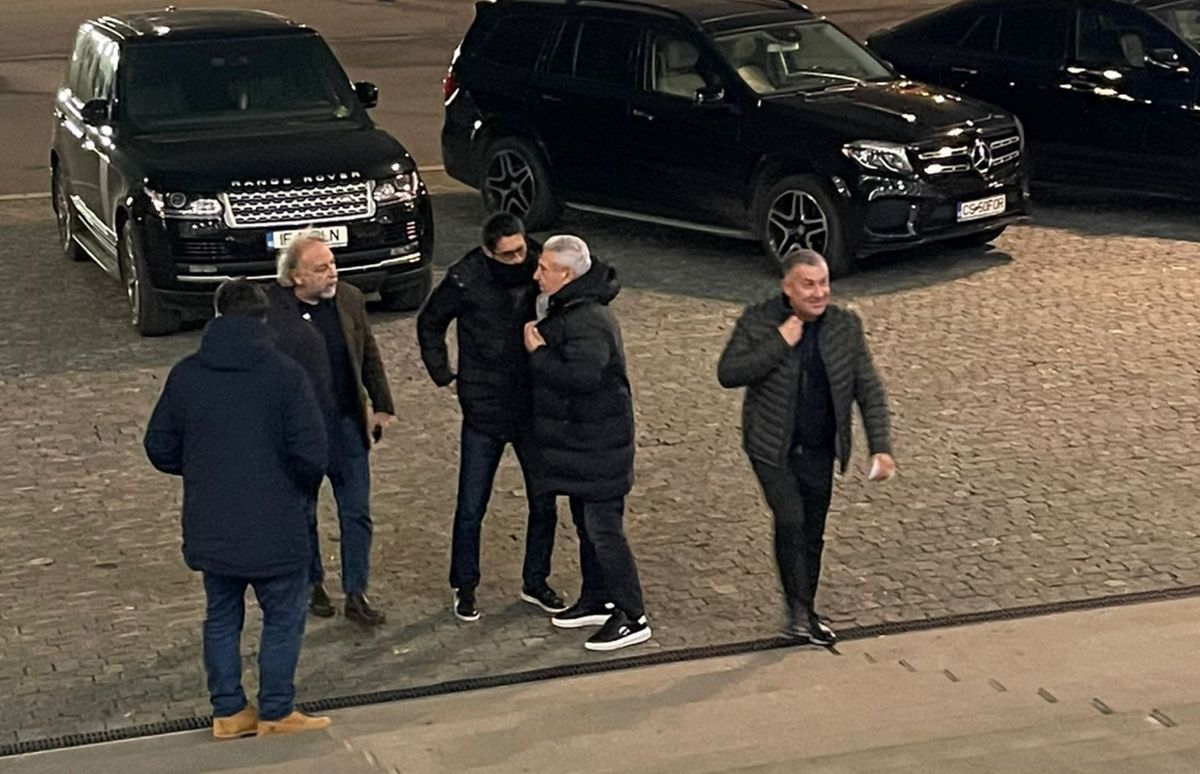 „Bine că n-am pierdut cu Mioveni!” » Pintilii răsuflă ușurat după 0-1 cu CFR Cluj: „Uitați-vă la el, e o încântare!”