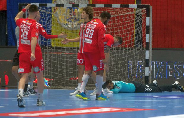 Dinamo a revenit senzațional în fața sperietoarei Veszprem, deși era condusă cu 3 goluri la pauză! Clasamentul în grupa de Ligă