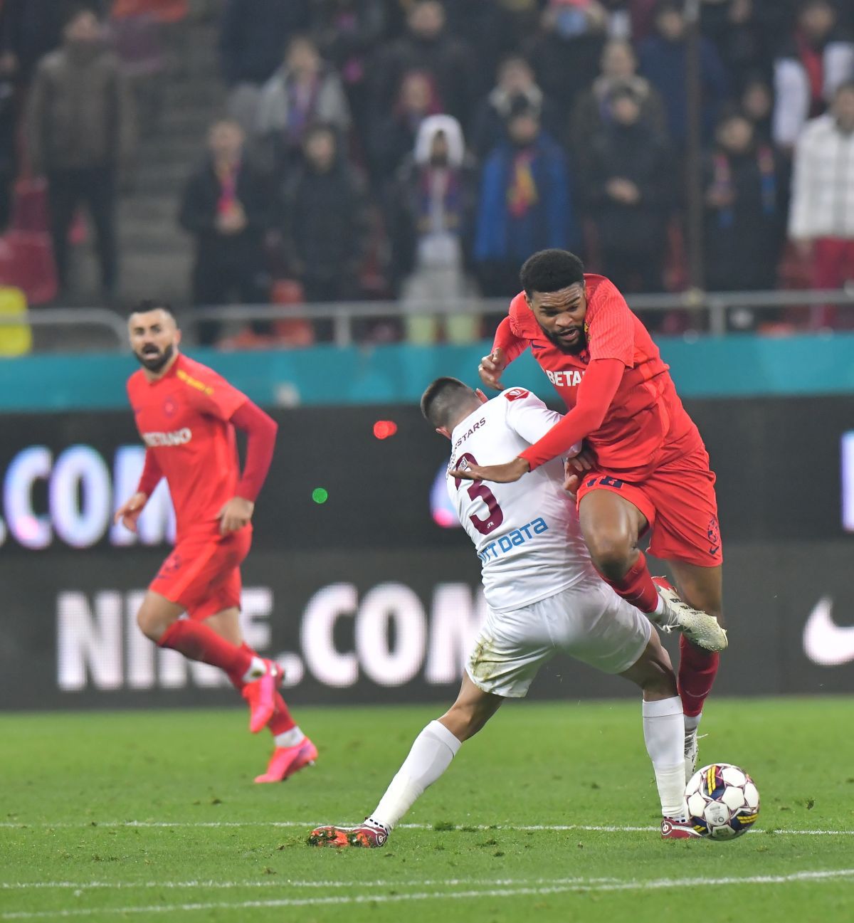 FCSB - CFR Cluj 0-1 » Ardelenii pleacă cu 3 puncte de pe Arena Națională, după un „iureș” de 10 minute în repriza a doua