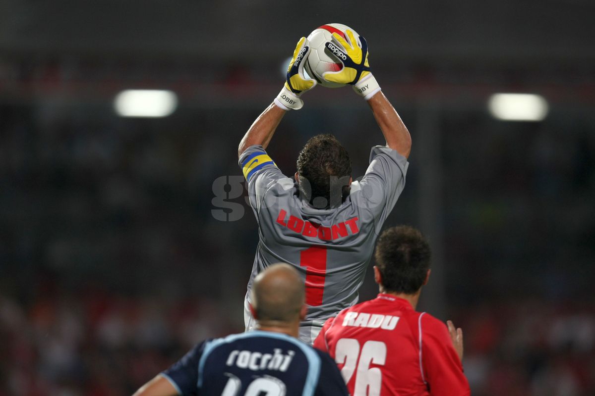 O nouă ipoteză despre presupusul blat dintre Dinamo și Lazio: „Am tot auzit că a fost ceva. Poate i-or fi spus lui Lotito la dineul oficial: «Dacă câștigi îmi iei un jucător!»”