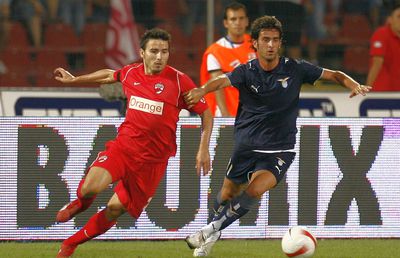 O nouă ipoteză despre presupusul blat dintre Dinamo și Lazio: „Am tot auzit că a fost ceva. Poate i-or fi spus lui Lotito la dineul oficial: «Dacă câștigi îmi iei un jucător!»”