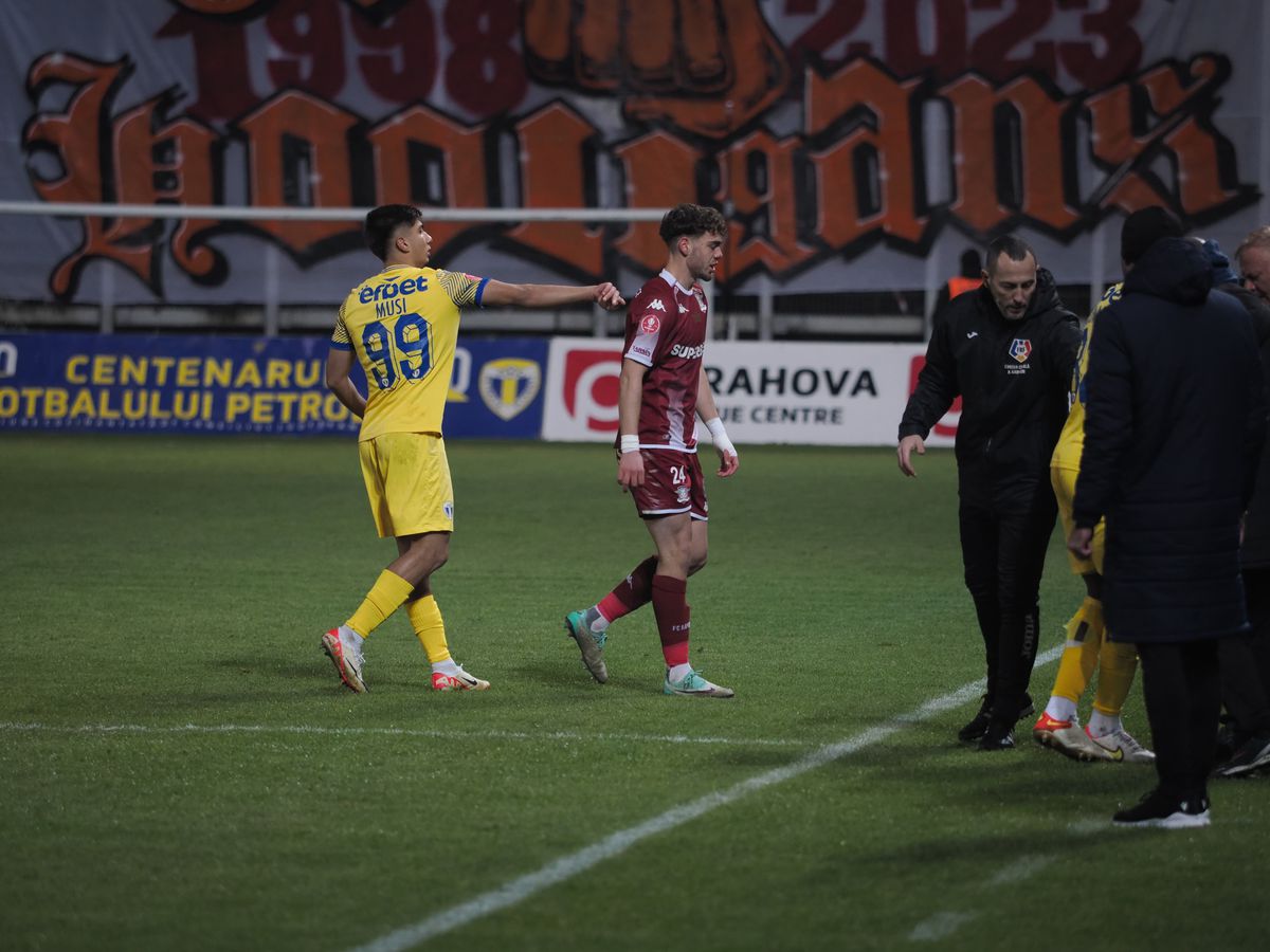 Scene incredibile la Ploiești » Un ultras a sărit la Florin Pârvu: „E răutate, e o stare de hate la adresa mea!”