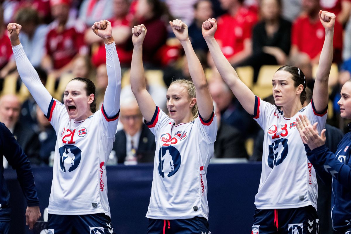FABULOS! Prima finalistă a CM de handbal feminin, decisă după consultarea arbitrajului video » Gol în ultima secundă