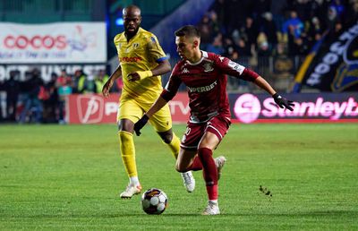 Rapid, aproape o repriză fără jucător U21 » Ce spune regulamentul