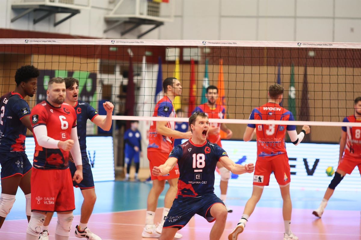 Arcada Galați - victorie Praga