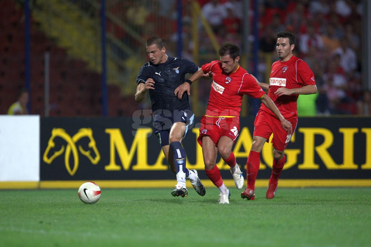 O nouă ipoteză despre presupusul blat dintre Dinamo și Lazio: „Am tot auzit că a fost ceva. Poate i-or fi spus lui Lotito la dineul oficial: «Dacă câștigi îmi iei un jucător!»”